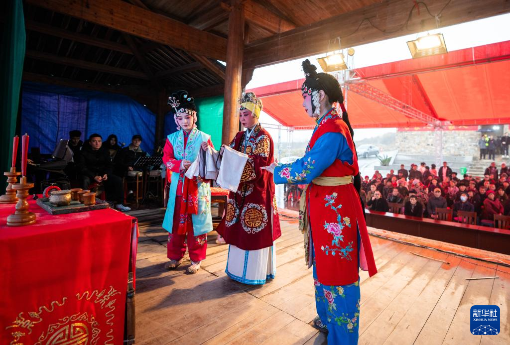 湖南永州:送戏下乡 文化惠民