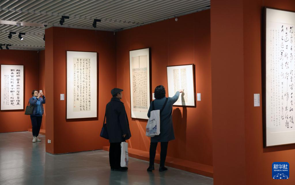 湖北书画名家作品晋京展在国家典籍博物馆开展