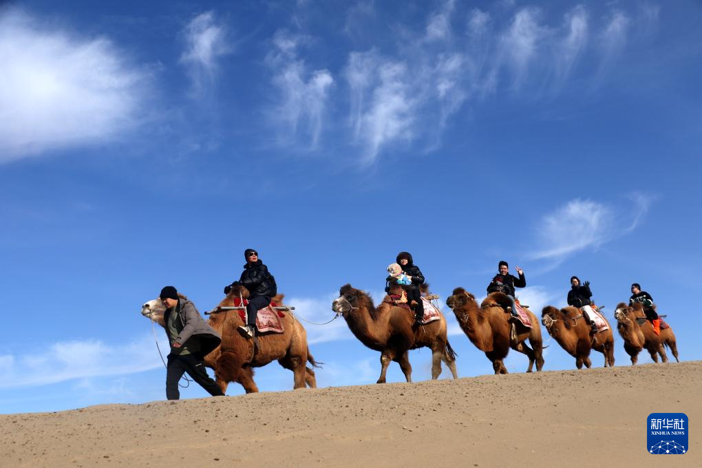 甘肃敦煌开始执行冬春旅游优惠措施