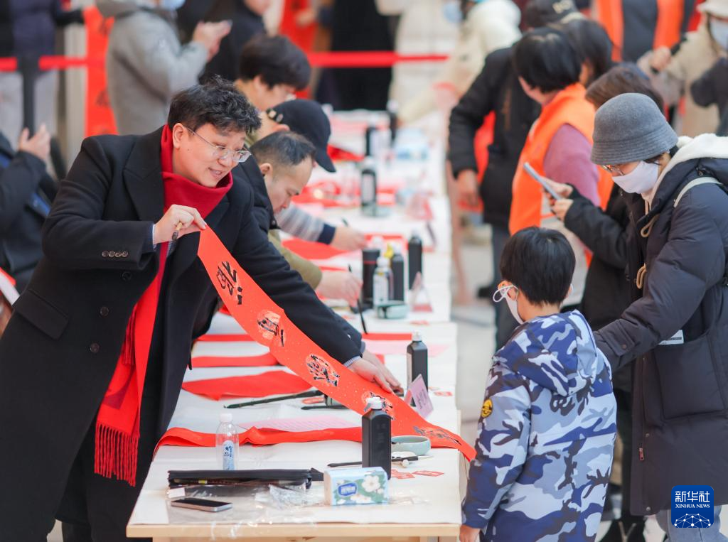 上海：年俗风情展回顾城市新春记忆