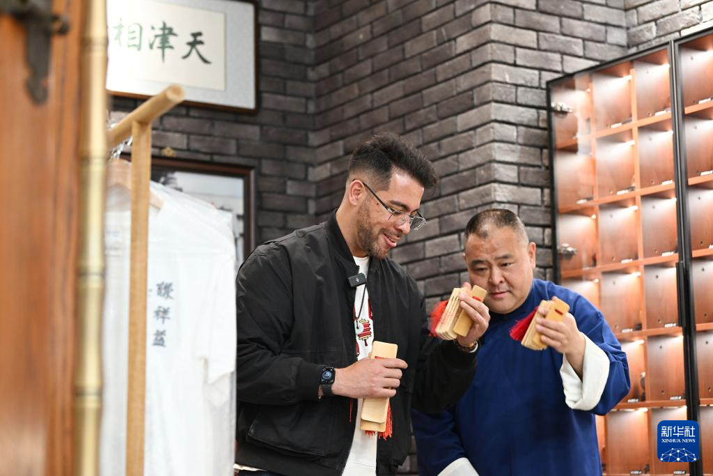 西语外教的相声情缘