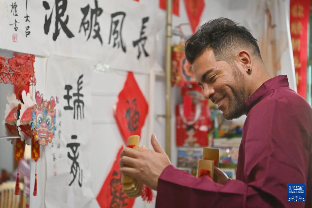 西语外教的相声情缘