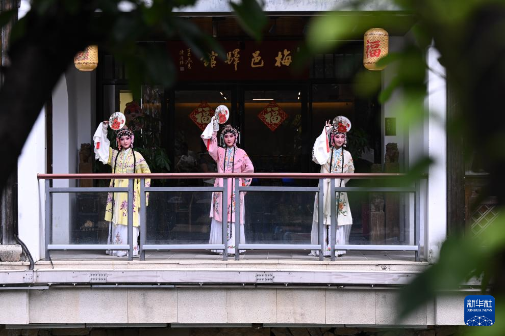 福建：融入现代生活 非遗正青春