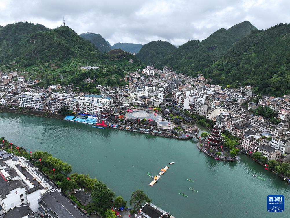 “一苇渡江”赛古城