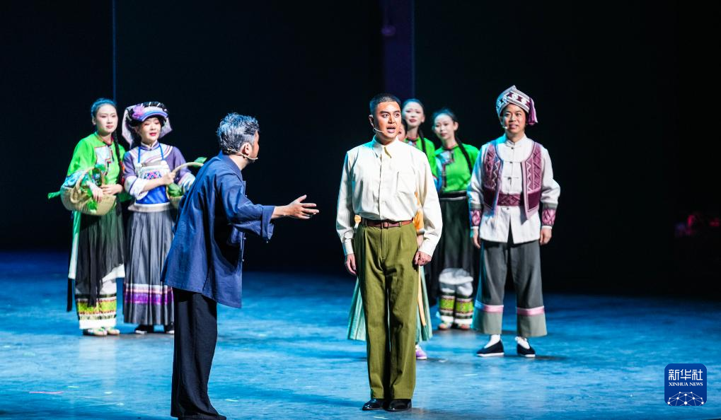 民族歌舞剧《山河同心》在贵阳上演