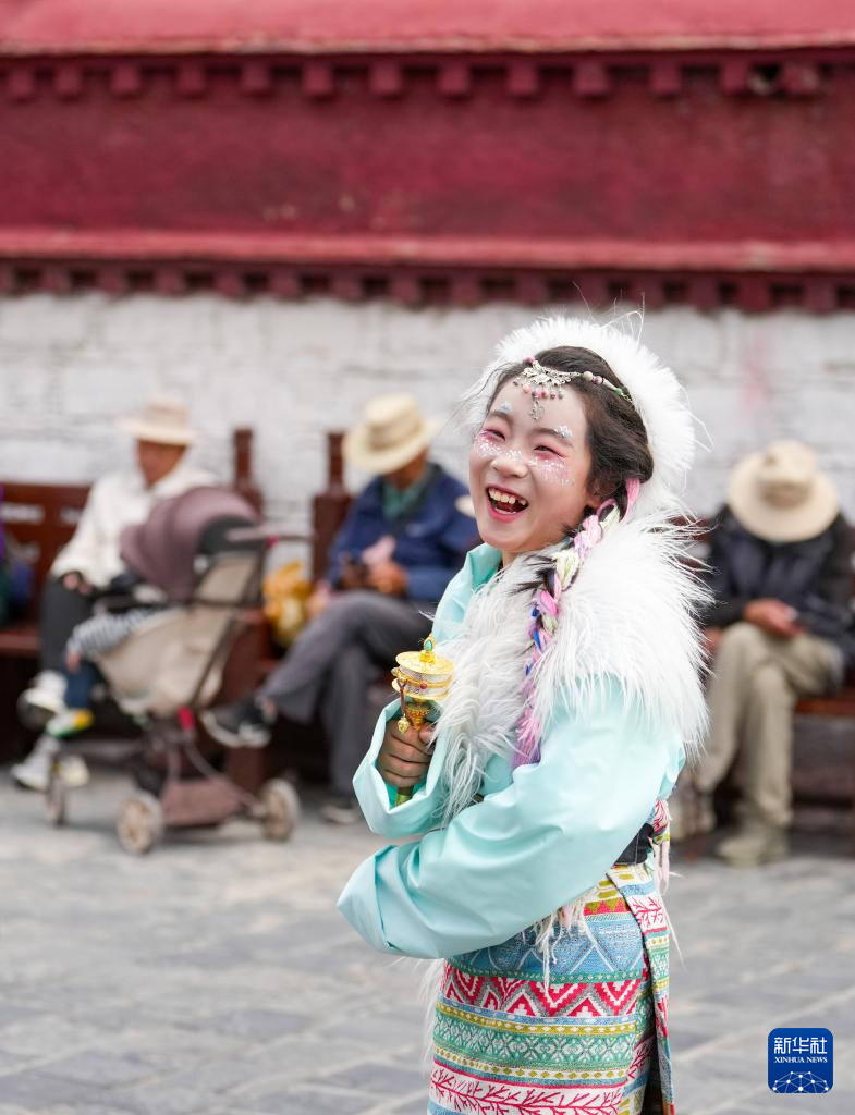 文化中国行丨藏族服饰——雪域儿女之大美