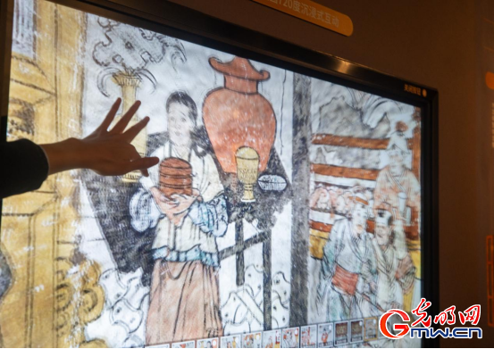 组图｜这家博物馆，用3D Mapping把古墓壁画“请出来”