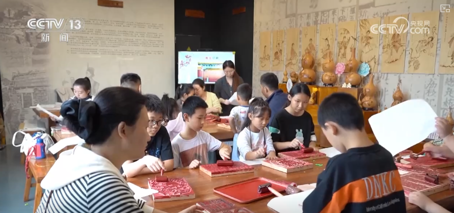 “红色底蕴+振兴新颜”“非遗+潮玩”……假日文旅亮点多 解锁游客度假热门“新宠”