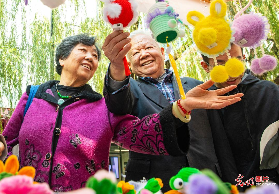 银龄生活有滋有味 银龄生活有滋有味