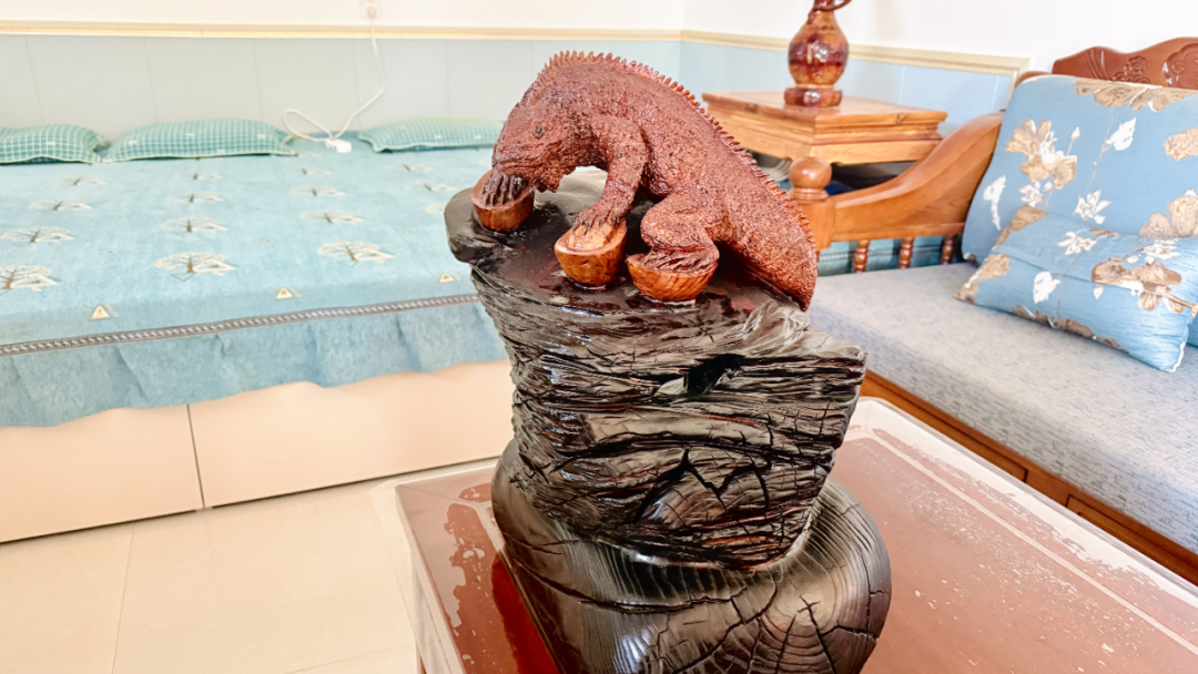 他用20年，把枯根变成“会说话”的传家宝