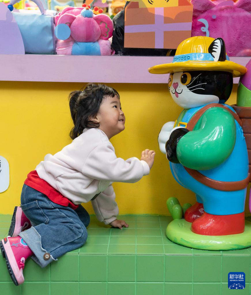 上海愚园路:青春经济添彩艺术生活