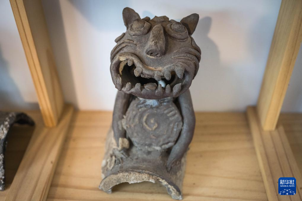 图片故事丨90后青年匠人 让镇宅神兽从屋顶走入“心房”
