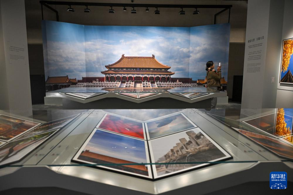 故宫与恭王府的光影对话