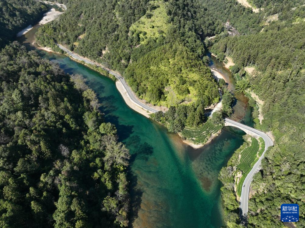武夷冬韵醉游人