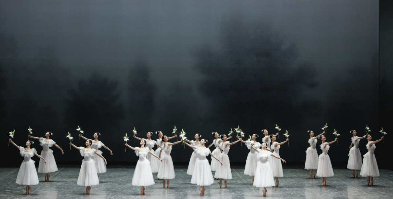 礼赞青春信仰，再绽经典芬芳——《百合花》亮相全国舞蹈展演