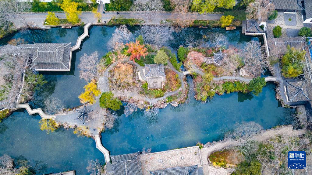 缤纷冬日景如画