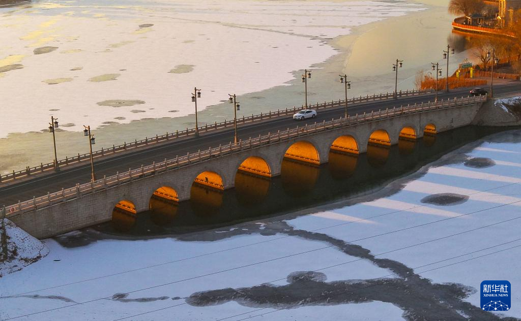 缤纷冬日景如画