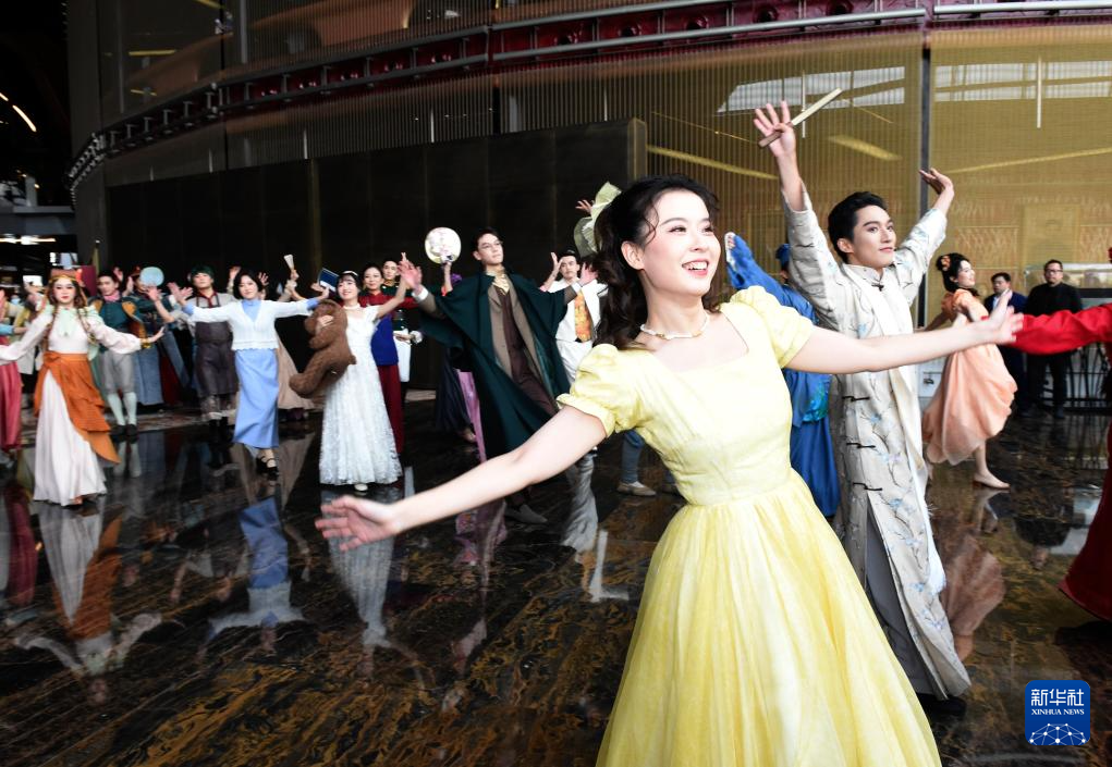 国家大剧院举办建院18周年公众开放日艺术节