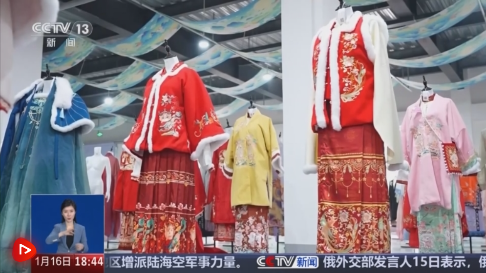 “国风+汉服”“国风+科技”“国风+文创”燃动节前文旅市场 古韵国潮成顶流审美