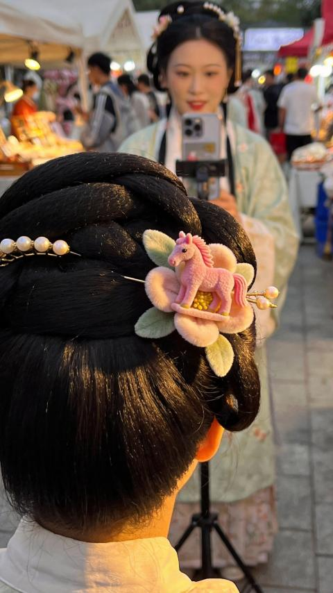 【网络中国节】一镜到底！一匹马的非遗变形记