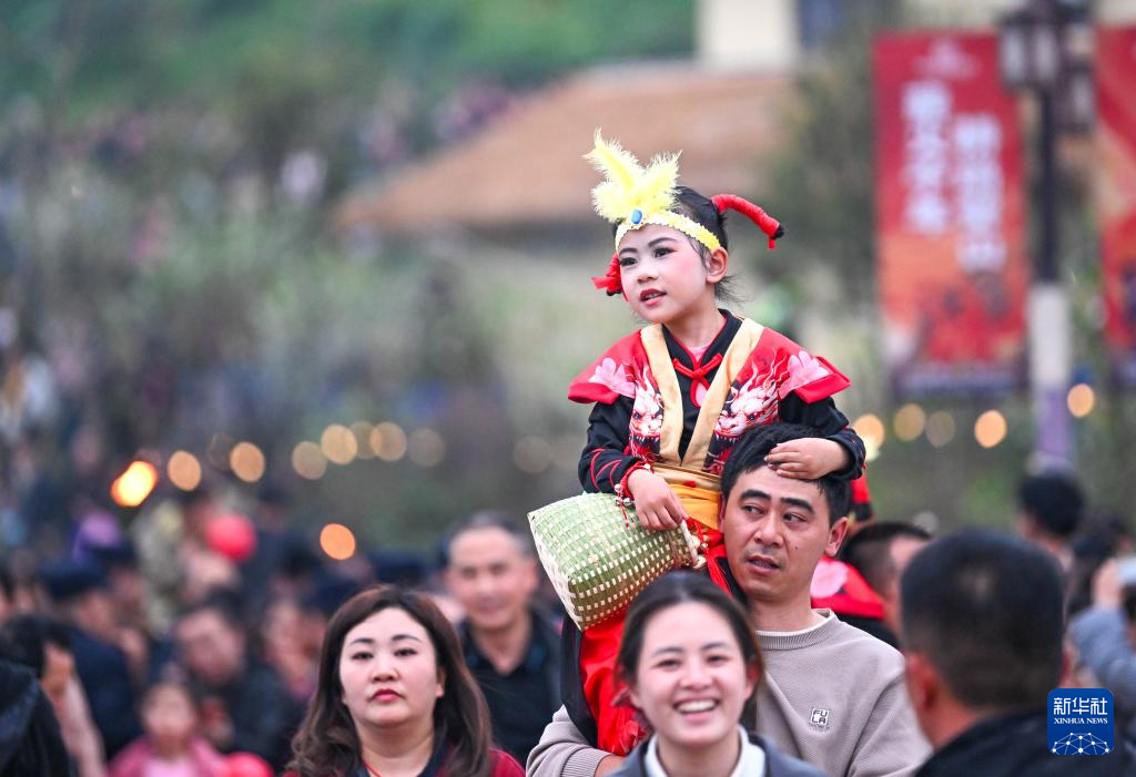 重庆璧山:千年火把节 点亮乡村新春