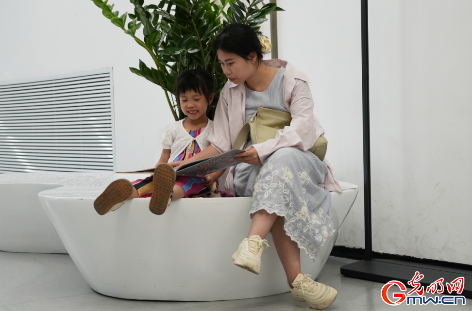 第五届全民阅读大会在江西南昌启帷：四月春光好 正是读书时