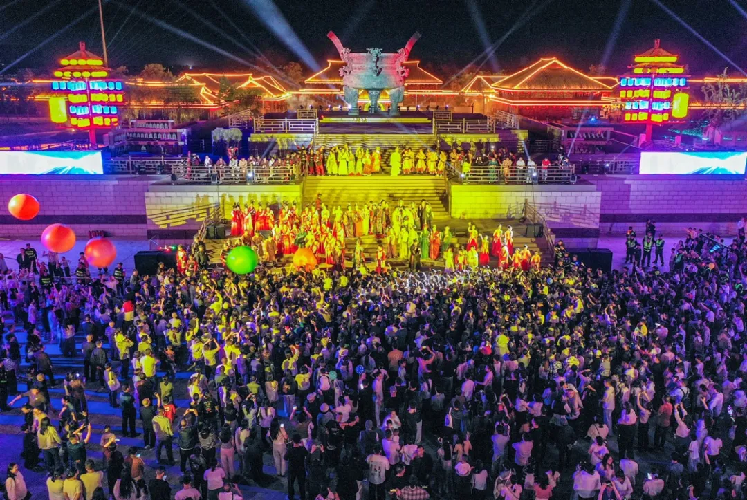 当博物馆成为假期“主战场”：这个五一，年轻人当上了文博“特种兵”