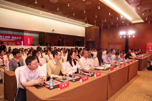 “红色血脉 熔铸丰碑 ——《北京・红色记忆》发布会”在国家会议中心成功举办 融媒体读物传承京华红色基因 “红色血脉 熔铸丰碑 ——《北京・红色记忆》发布会”在国家会议中心成功举办 融媒体读物传承京华红色基因