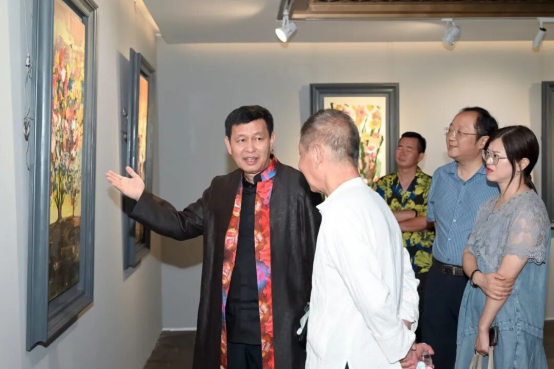 “视界之境——周昌新厚彩瓷作品展”开幕 “视界之境——周昌新厚彩瓷作品展”开幕