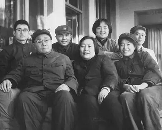 【网络中国节】跨越九十载，重温长征路上的“血色浪漫”